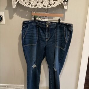 NWOT - Torrid Dark Blue - Ripped Skinny Jeans - Sz 26wR!!!!